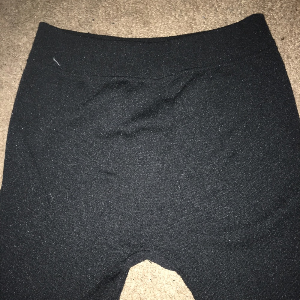 Black leggings